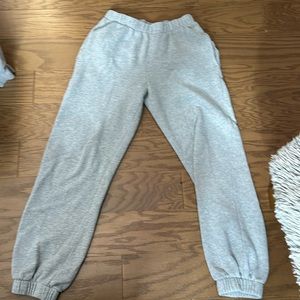 grey brandy Melville sweatpants